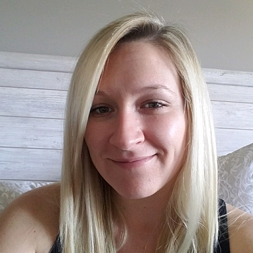 Meet your Posher, Lauren